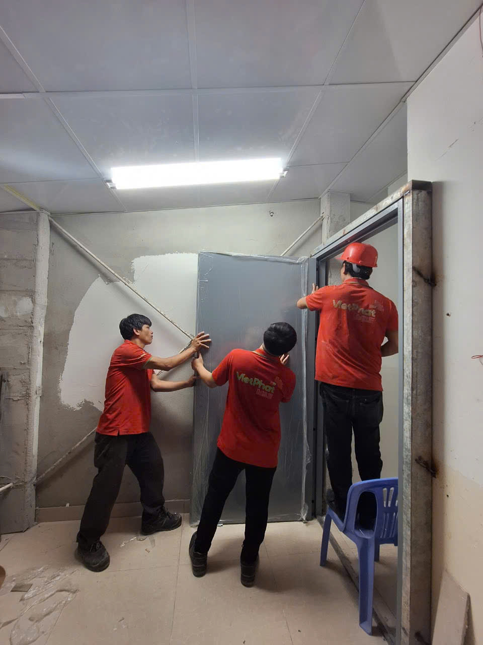 Thi Công Cửa Phòng Cháy